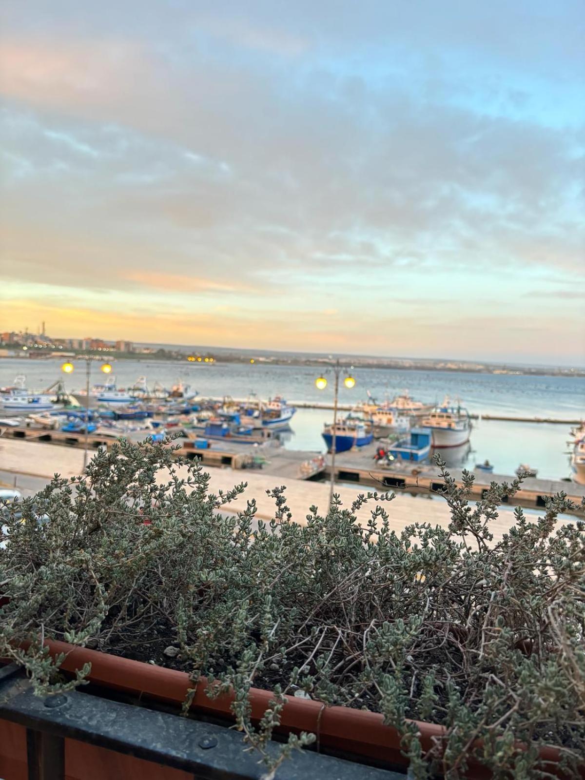 דירות טאראנטו Il Palazzino מראה חיצוני תמונה